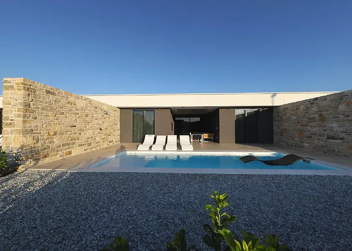 Complex Homes4you Villa