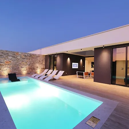 Complex Homes4you Villa